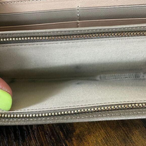 Chloe Indy Long Wallet With Flap Gray Leather‎ - Picture 13 of 16